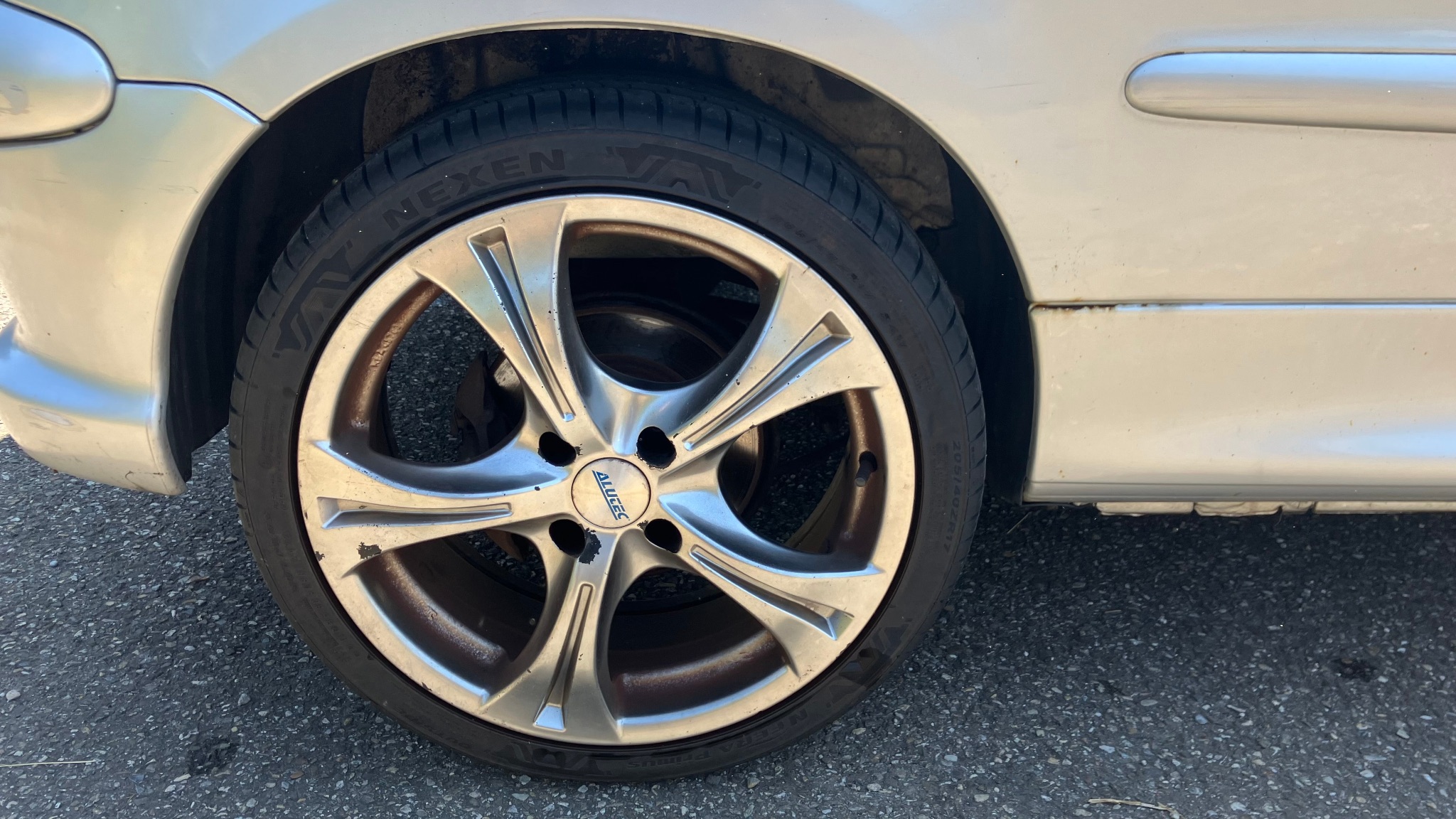 206 CC 2006 - Vue état jante arrière droite