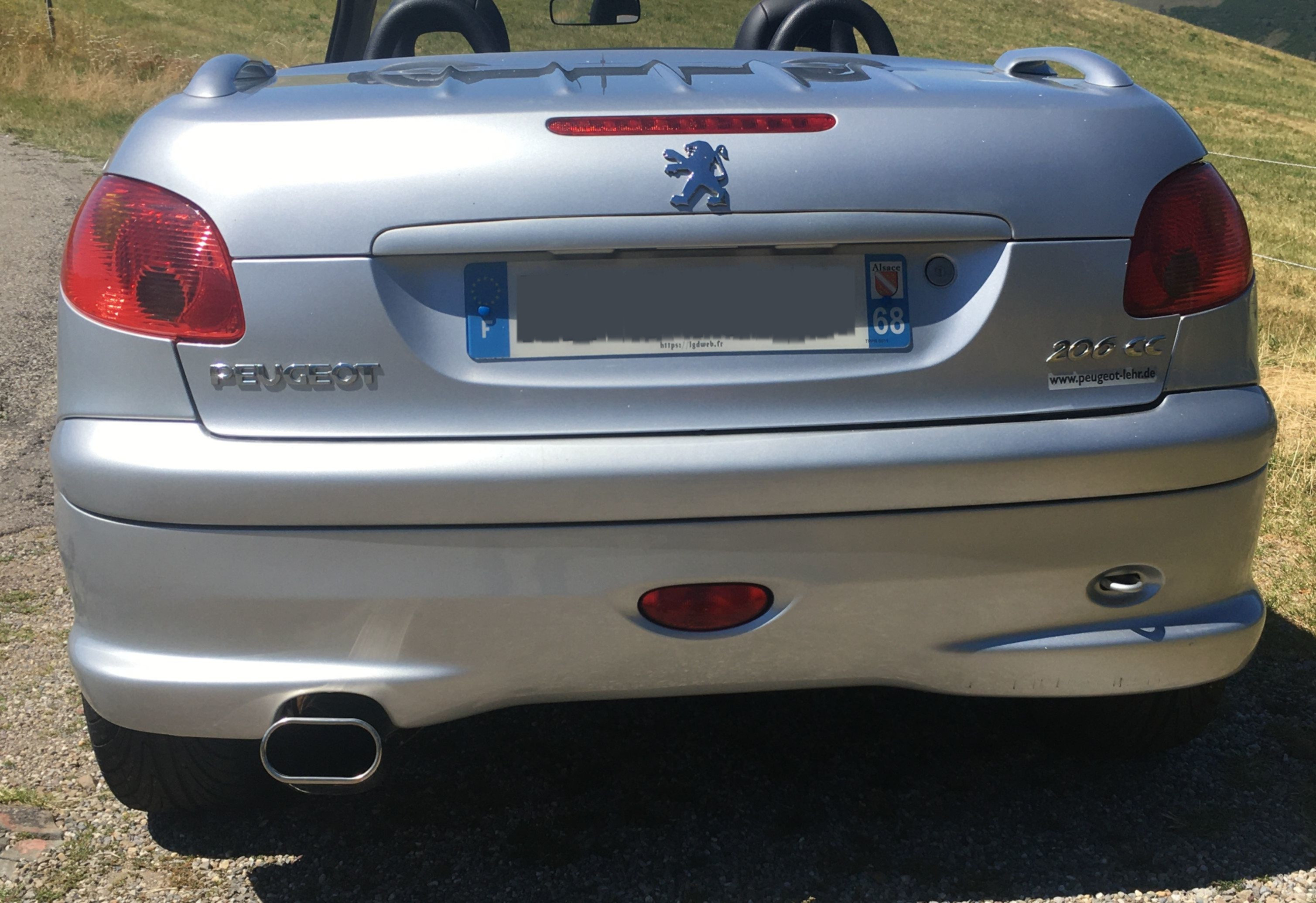 Peugeot 206 CC 2006 - Toit ouvert, vue arrière